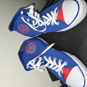 Converse High-Tops in Blue and Red